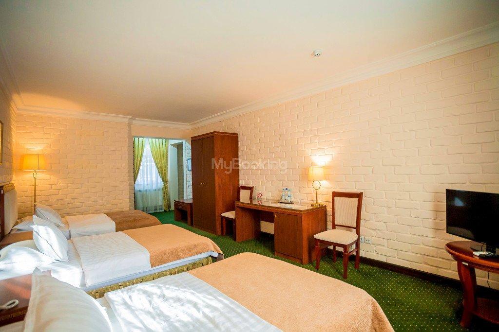 Arien Plaza Hotel ทาชเคนต์ ภายนอก รูปภาพ