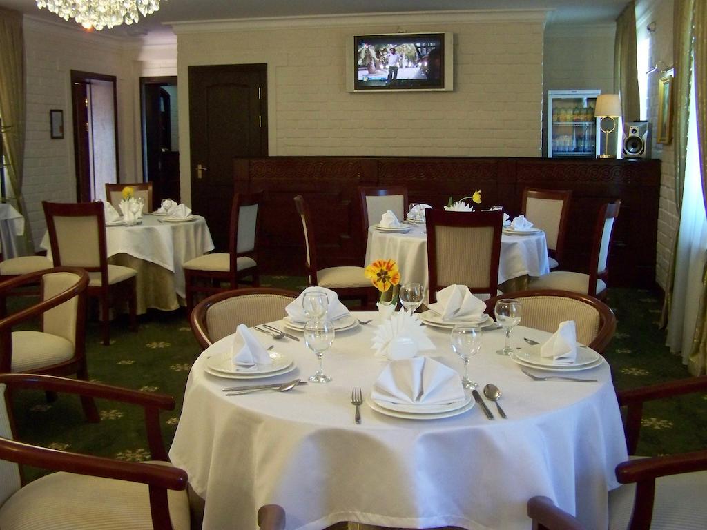 Arien Plaza Hotel ทาชเคนต์ ภายนอก รูปภาพ