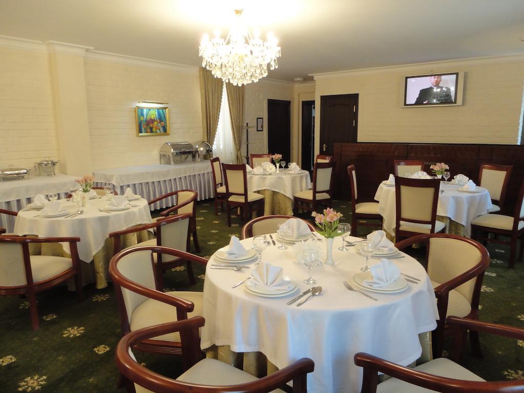 Arien Plaza Hotel ทาชเคนต์ ภายนอก รูปภาพ